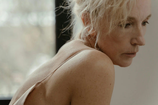 12 Ursachen der Hautalterung | Vorbeugung mit Anti-Aging-Ergänzungsmitteln | Naturecan DE